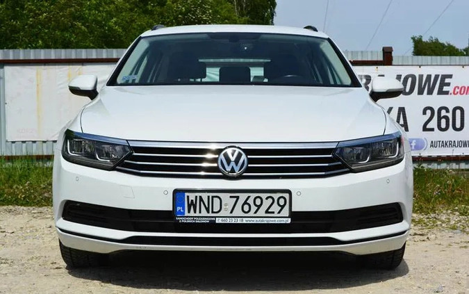 Volkswagen Passat cena 59900 przebieg: 172000, rok produkcji 2019 z Nowa Ruda małe 596